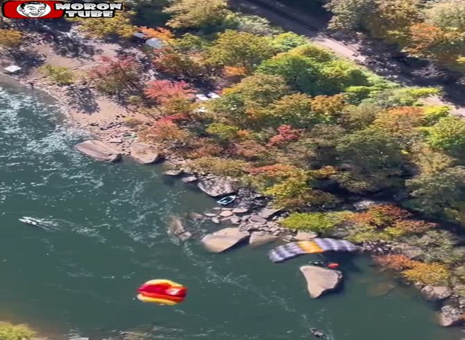 Video :Massive failure during a group base leap